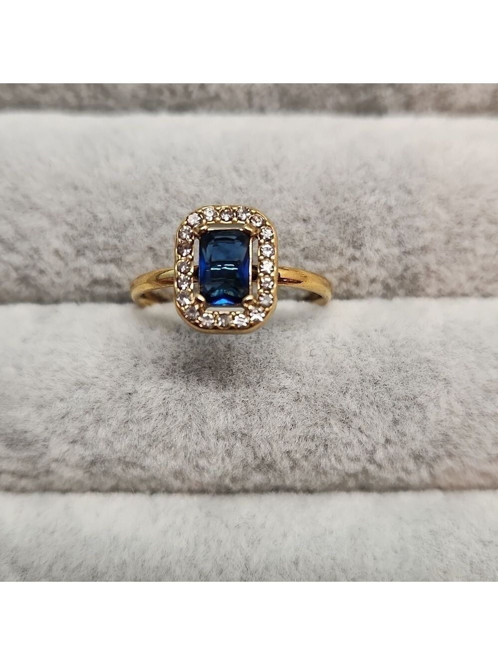 Adjustable 18K Gold Plated Stainless Steel Ring Simulated Diamond Sapphire Blue